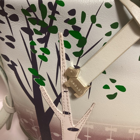 RADLEY LONDON Pastel Dog Design Shoulder Bag - Picture 7 of 16